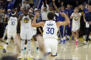 ESPN更新战力榜:雷霆榜首 勇士蹿升至第3 快船第7 火湖分列11&12 ESPN更新战力榜:雷霆榜首 勇士蹿升至第3 快船第7 火湖分列11&12