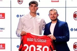 每体:巴萨欲对后防线进行补强,他们正在关注米兰小将巴特萨基 每体:巴萨欲对后防线进行补强,他们正在关注米兰小将巴特萨基